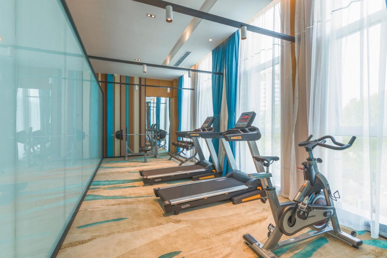 Holiday Inn Express Qingdao Chengyang Central By Ihg Exterior foto