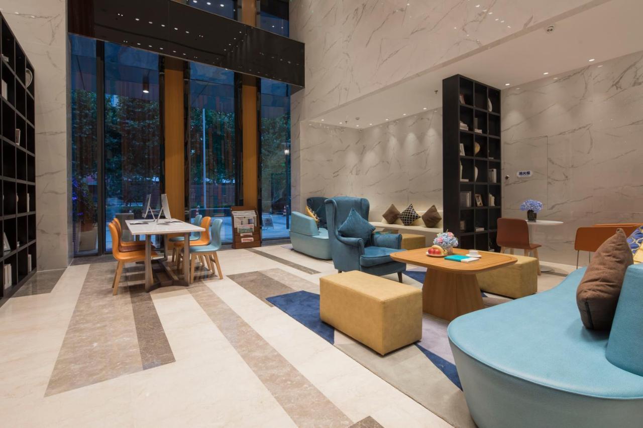 Holiday Inn Express Qingdao Chengyang Central By Ihg Exterior foto