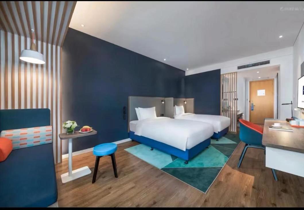Holiday Inn Express Qingdao Chengyang Central By Ihg Exterior foto