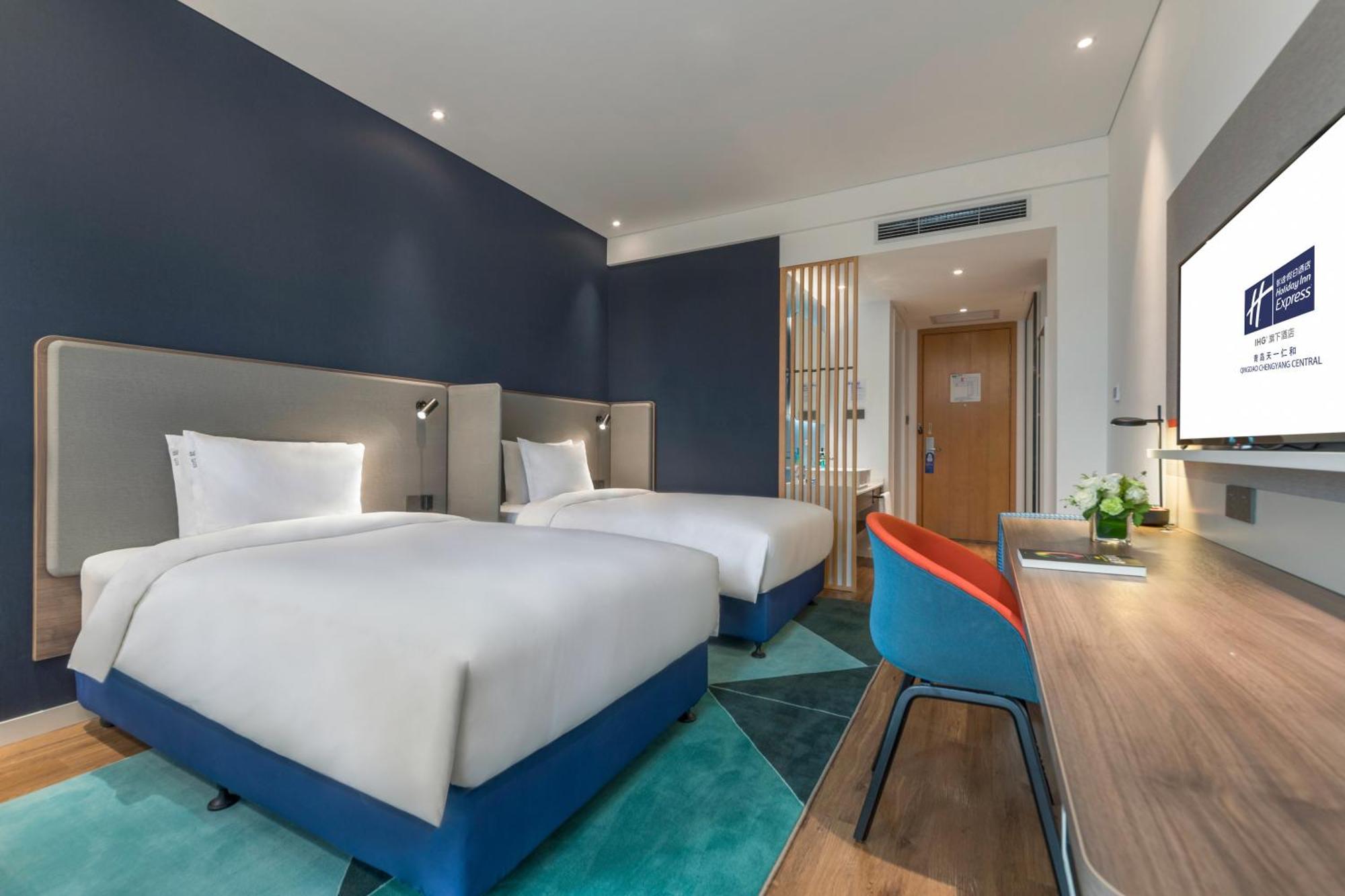 Holiday Inn Express Qingdao Chengyang Central By Ihg Exterior foto