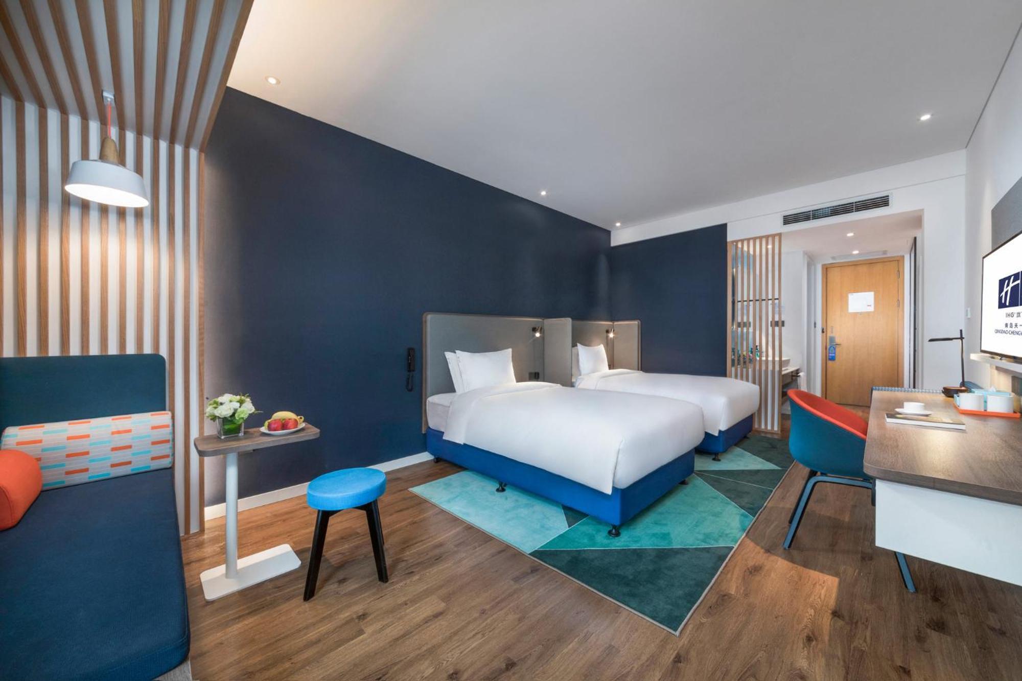 Holiday Inn Express Qingdao Chengyang Central By Ihg Exterior foto